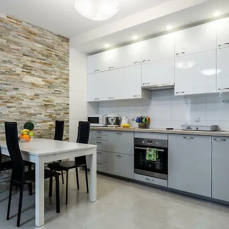 Warsaw-aparts Domaniewska Apartment *