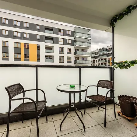 Warsaw-aparts Domaniewska