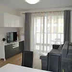 Warsaw-aparts Domaniewska Varsó