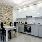 Warsaw-aparts Domaniewska Apartman *